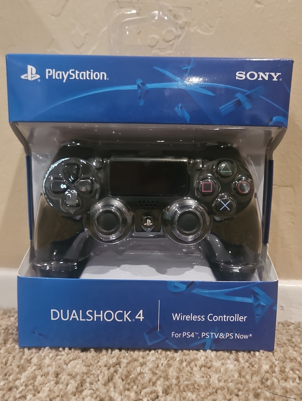 Sony DualShock 4 Wireless Controller - Black